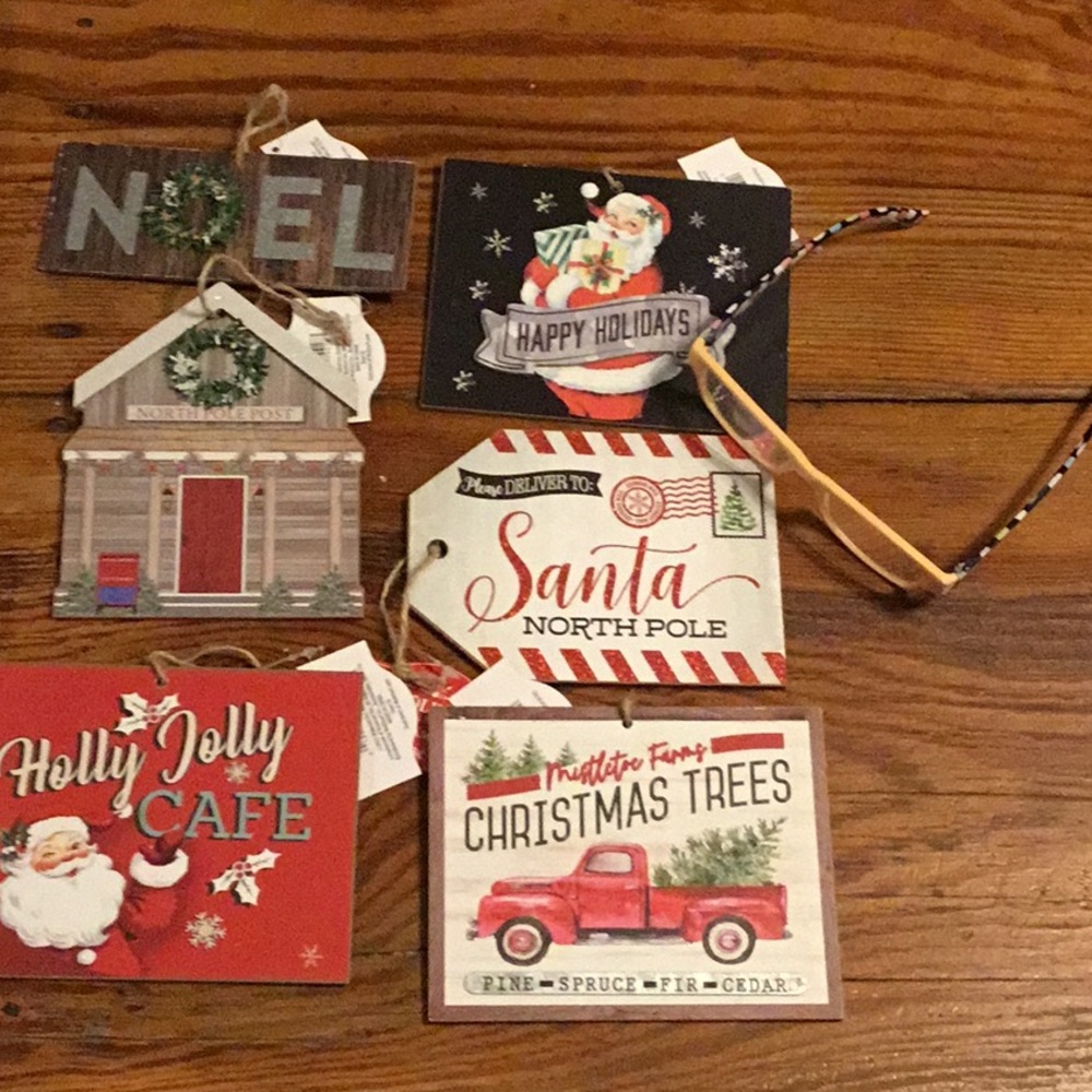 Set of 6 ornaments NEW